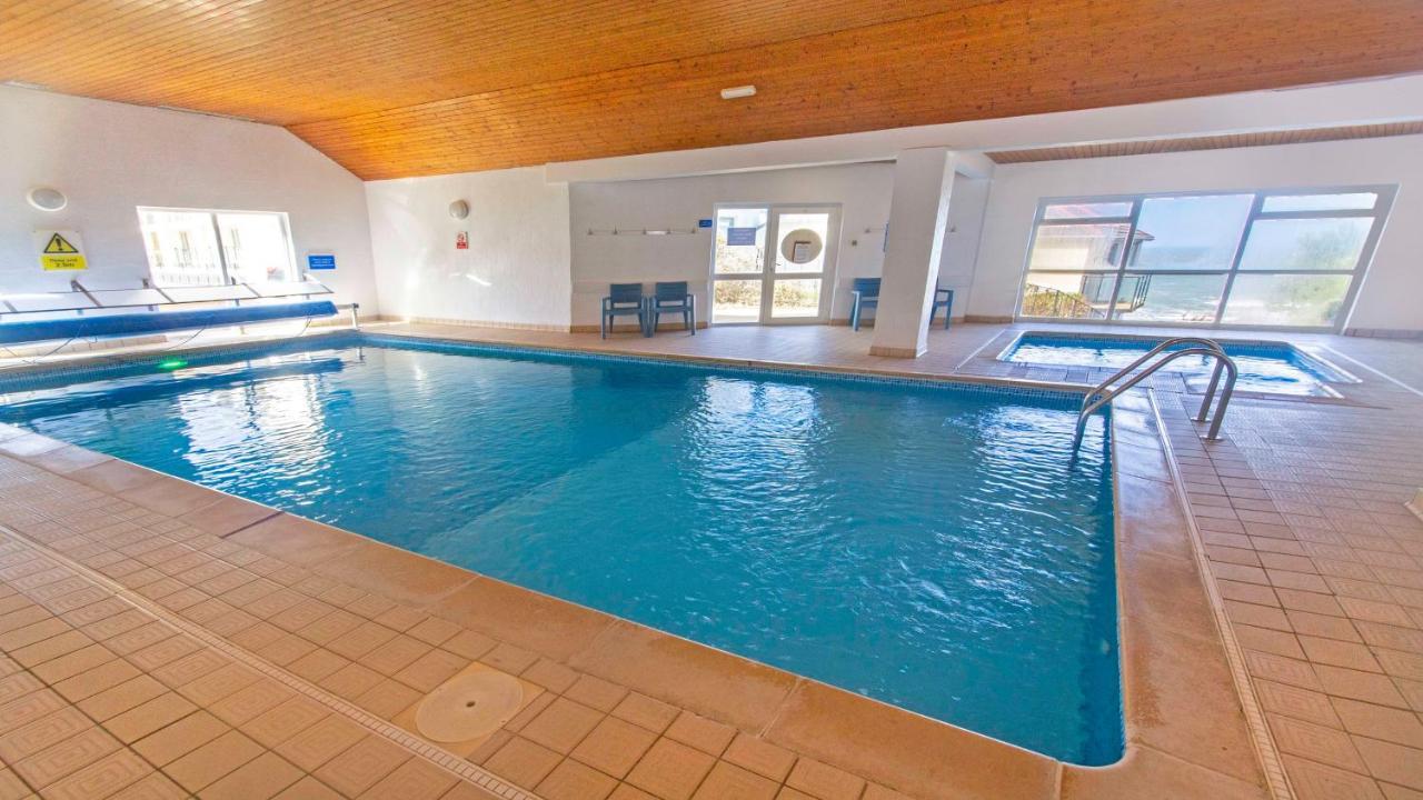 Clifton Court Apt 16 With Indoor Heated Pool & Sea Views ครอยด์ ภายนอก รูปภาพ