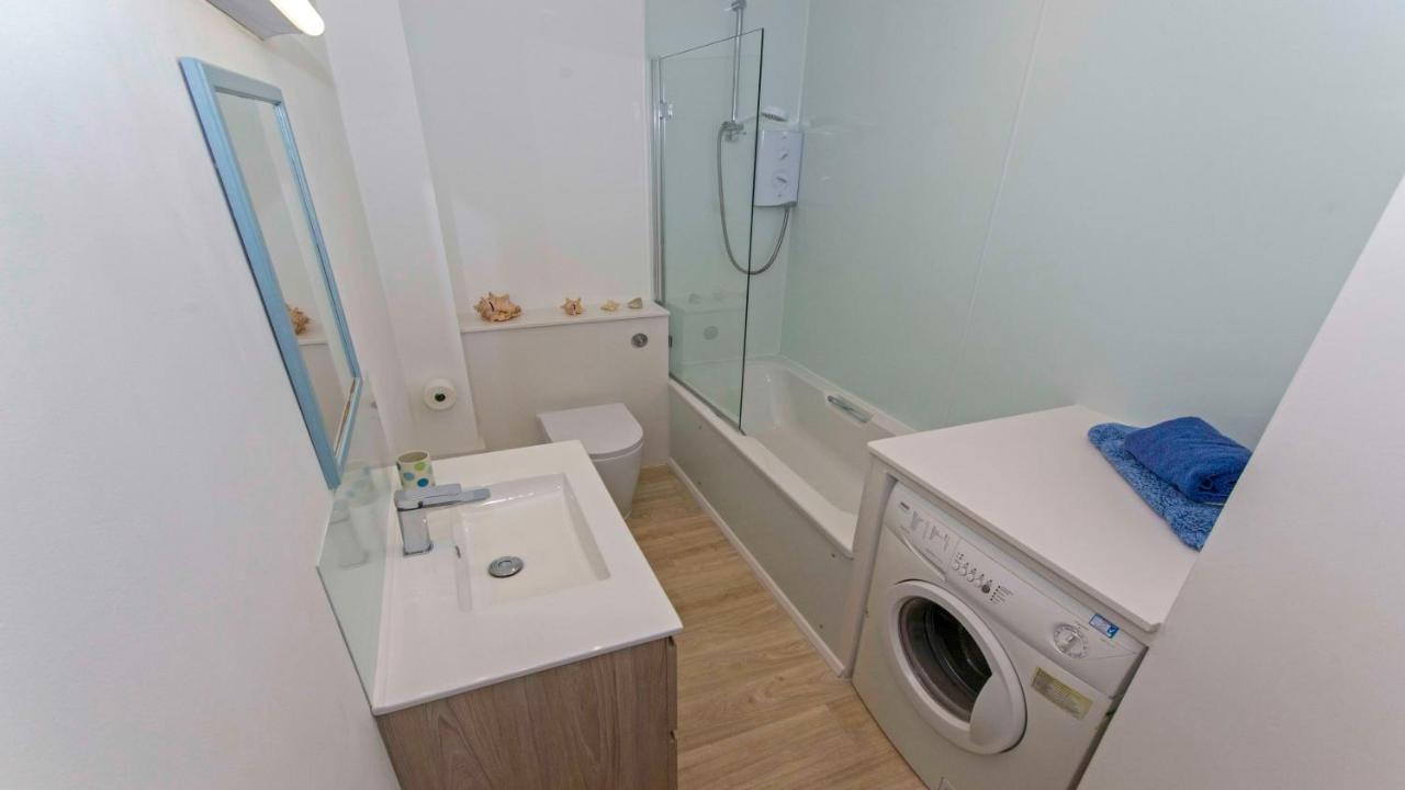 Clifton Court Apt 16 With Indoor Heated Pool & Sea Views ครอยด์ ภายนอก รูปภาพ