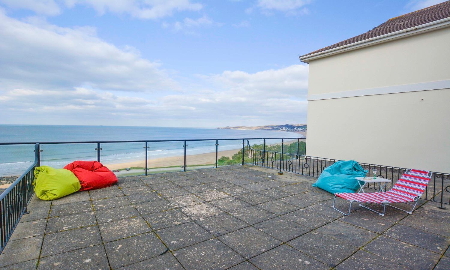 Clifton Court Apt 16 With Indoor Heated Pool & Sea Views ครอยด์ ภายนอก รูปภาพ