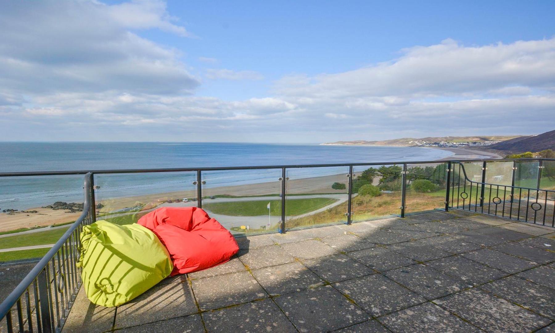 Clifton Court Apt 16 With Indoor Heated Pool & Sea Views ครอยด์ ภายนอก รูปภาพ